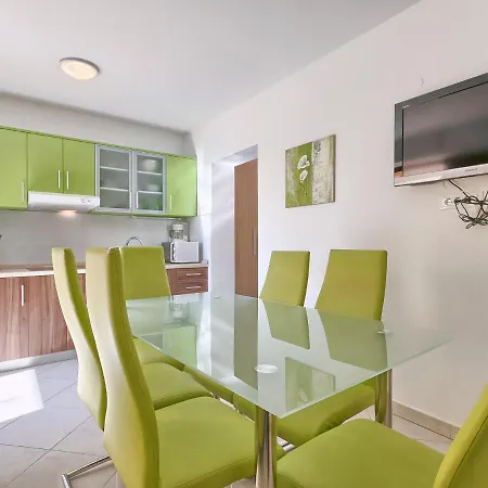 Appartamento Alpa-2 By Interhome Umago